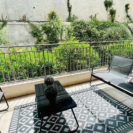La Villa Ondine - Spacieux Appartement Sur Les Collines Nicoises - Piscine - 2 Parkings - Clim - Wifi Nizza Kültér fotó